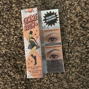 Benefit cosmetics gimmie brow shade 4.5